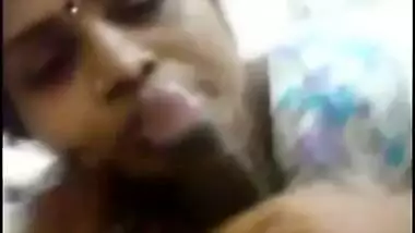 22 bf fingering aunty pusy and bj hot aunty boobs