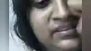 Tamil xxx Chennai aunty showing naked figure