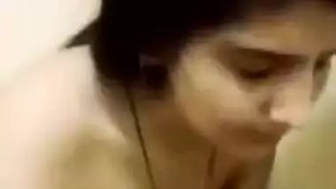 Beautiful Muslim Desi XXX girl’s nude show for her boyfriend