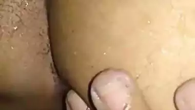 NRI porn of a big ass Indian slut fucking in the shower