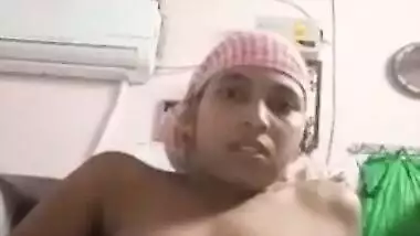 Indian Bhabhi Fingering Pussy On Selfie Cam