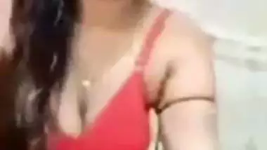 Desi seductress shows tits and plays with XXX pussy on video call