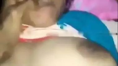 Chubby lady’s hardcore desi chudai by her lover
