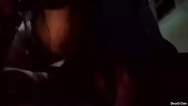 Exclusive- Sexy Srilankan Wife Ridding Hubby Dick