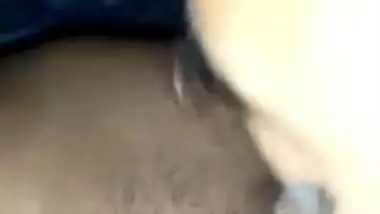 Hungry Desi boy nicely licks girlfriend's wet XXX pussy in darkness