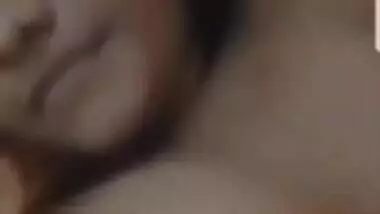 Bangladeshi girl huge boobs showing viral clip