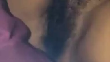 Desi village bhabhi saree upskirt in outdoor viewing her hairy pussy
