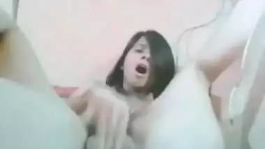 Paki Girl Nude n Masturbating 2 =Kingston=