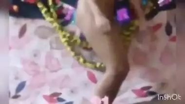 Sexy Telugu Girl In Her Birthday Suit