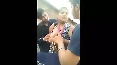 Sexy big boobs desi teen girl gets her tits pressed in threesome!