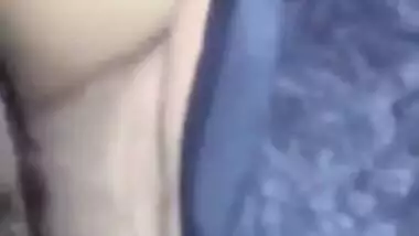 Desi Aunty Uses Vibrator Orgasms and Fucked