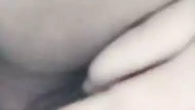 HORNY PAKI BHABHI 2 VIDS FOR BF PART 1