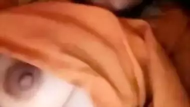 Sexy Bhabhi Showing Her Boobs 4 Clips Part 4