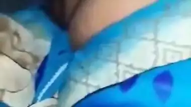 Desi Bhabi Blowjob And Pussy Fingering 2 Clips Part 1