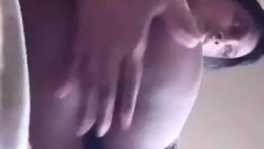 Desi Cute Girl Showing Pussy And Asshole Part 2