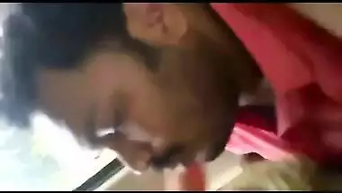 Horny Indian wife outdoor sex mms with husband in car