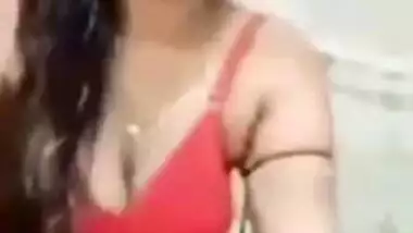 Desi seductress shows tits and plays with XXX pussy on video call