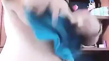 Desi sexy girl live on tango