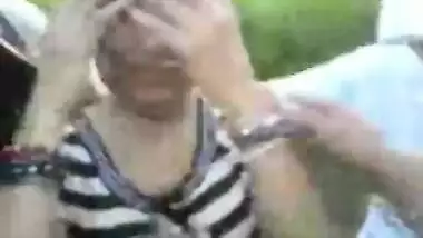 Sexy indian randi group blowjob in park