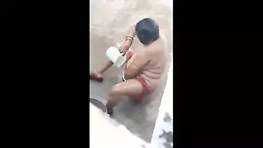 Desi aunty bath video video