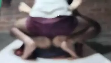 Village bhabhi paid sex with neighbor viral clip