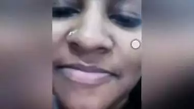 Horny Tamil Girl Showing Boobs And Pussy On Video Call