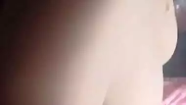 Desi bhbai show her boob and pussy selfie video