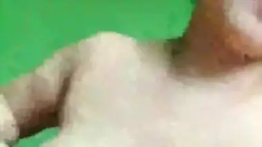 Desi MILF big Naked Boobs erect nipples and pink choot show to lover