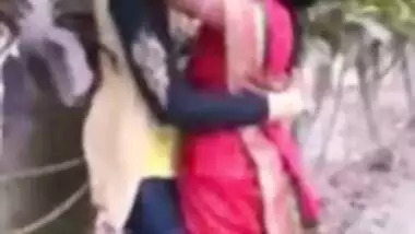 Old aunty kissing passionately with own nephew outdoor. Desi XXX mms sex