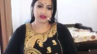 Hot indian Lady