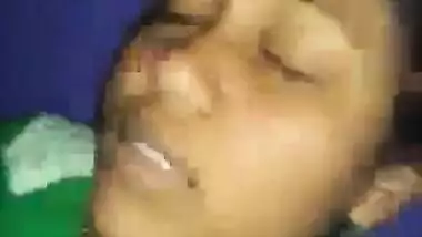 Legal age teenager Village hotty Desi MMS video scandal with lover