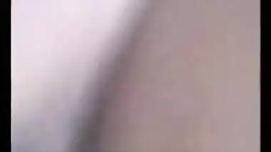 Best Indian blowjob ever.. 1 sings, 1 blows..