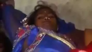 Dehati love tunnel fingering trickled MMS video