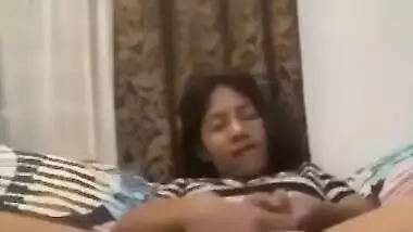 Cute Desi Girl Fingaring