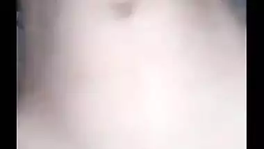 Desi chudai video of sexy Indian village wife with hubby