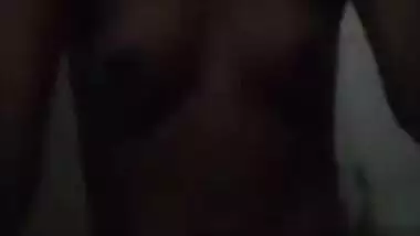 It is first XXX experience of shy Indian teen in recording sex clip