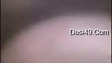 Internet friend calls the Indian female who demonstrates him tits