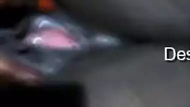 Today Exclusive- Desi Bhabhi Strip Her Saree And Showing Boobs And Pussy