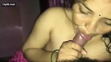 Married bhabhi sucking with clear dirty hindi talking