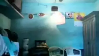 Desi sex MMS of a South Indian aunty’s affair