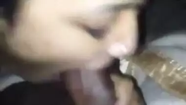 Hot Indian Bhabhi Blowjob