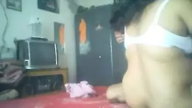 Sucking And Fucking Desi Aunty Lovely Wet Pussy