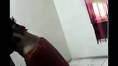 Young aunty showing off her hot naked body
