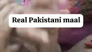 Real Pakistani mature aunty sex and viral blowjob