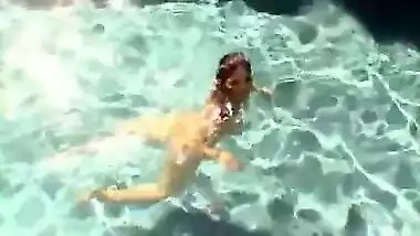 Sunny Leone pool