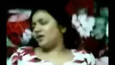 Desi sex video of hawt Indian bhabhi Aarti with devar