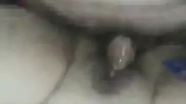 Beautiful Pakistani bhabi squirting during Fucking with Face