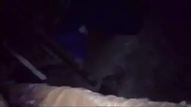 Raat ko didi ke kamre jaa kar use choda