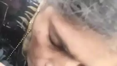 Mature Randi bj to client inside car