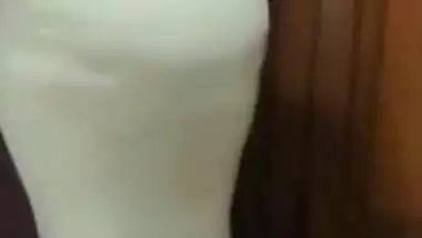 Indian bhabhi removing saree for the singles enjoy